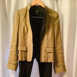 DKNY Linen mix jacket. Size 4. Beige tan/yellow-brown